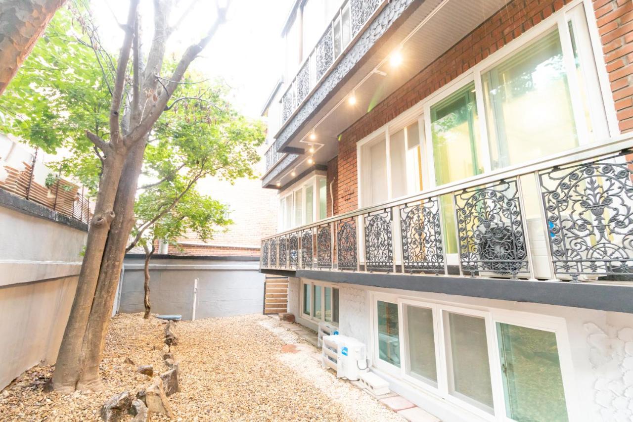 Dawoo House 1 In Hongdae Hotell Seoul Exteriör bild