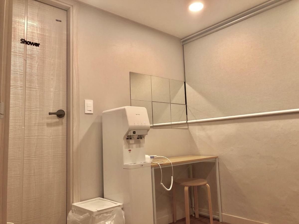 Dawoo House 1 In Hongdae Hotell Seoul Exteriör bild