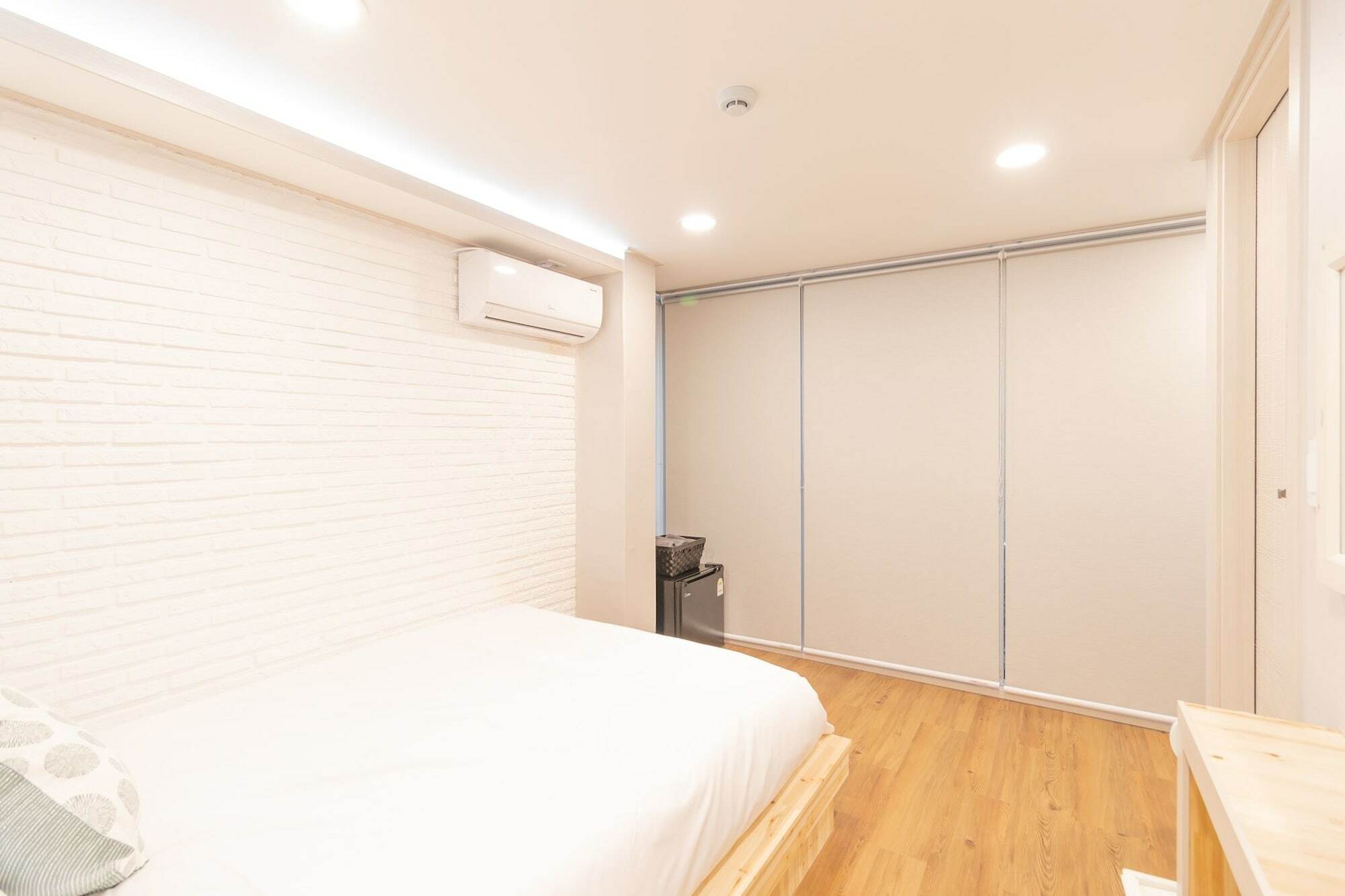 Dawoo House 1 In Hongdae Hotell Seoul Exteriör bild